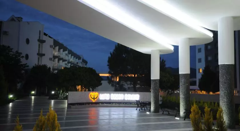 هتل لونا بیچ دلوکس مارماریس-مهرپرواز-8339